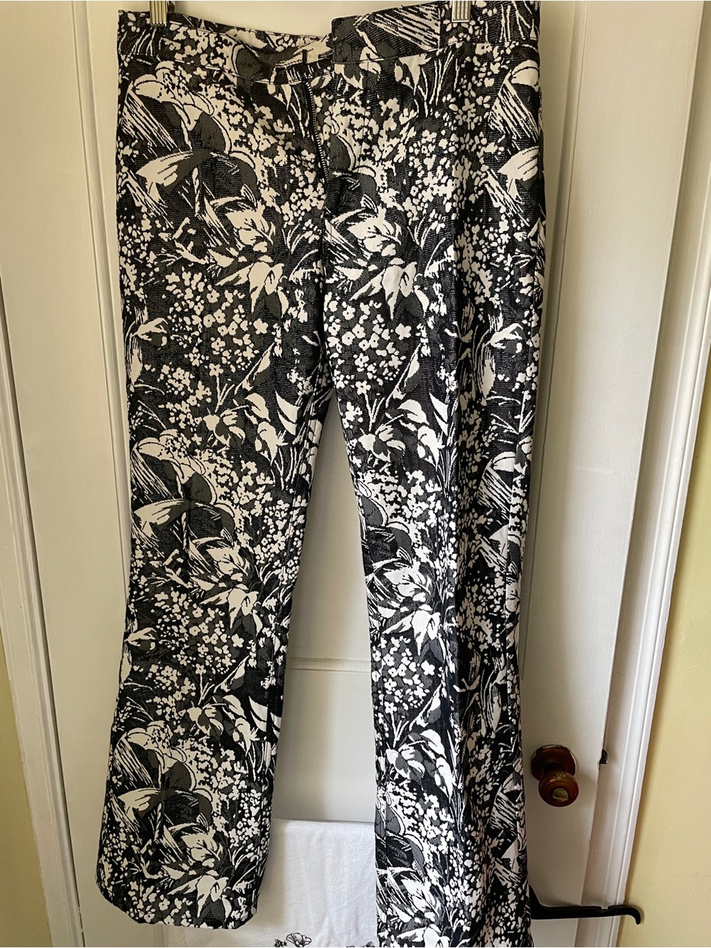 Black & White Floral Wide-Leg Pants